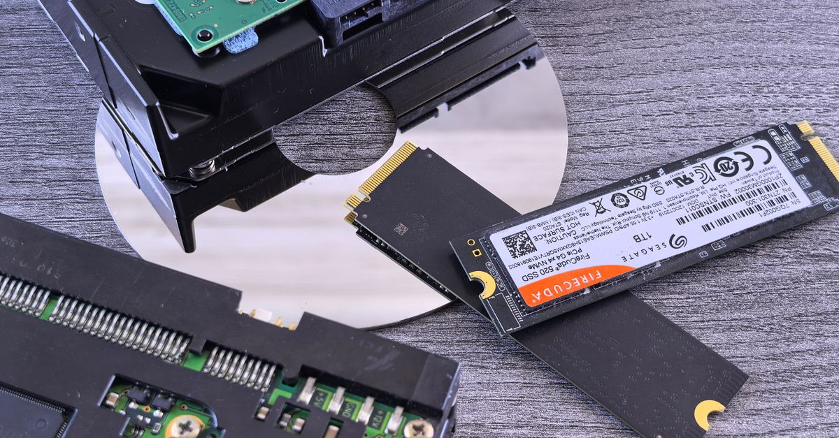 Contrasting data storage technologies: NVMe SSD, HDD, and CD.